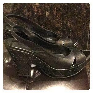 Gianni Bini Decorative Wedges